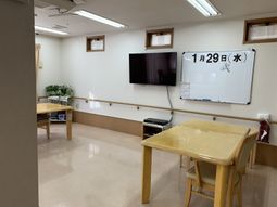 広いラウンジ空間
