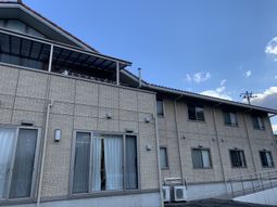 2階建ての建物外観