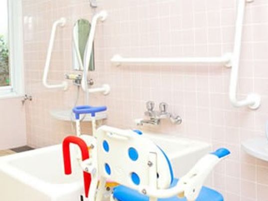 サポート機能付き浴室