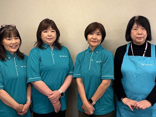 スタッフ4人の集合