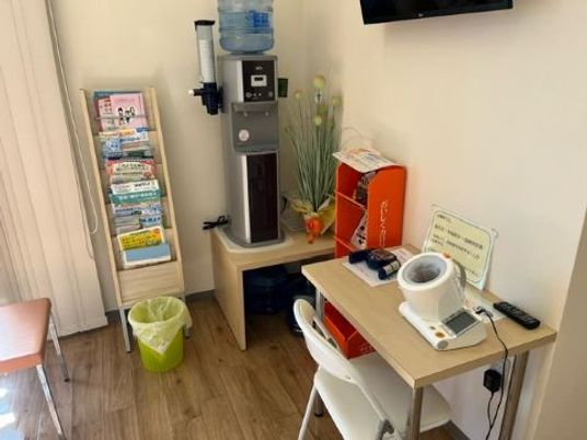休憩室の給茶スペース  