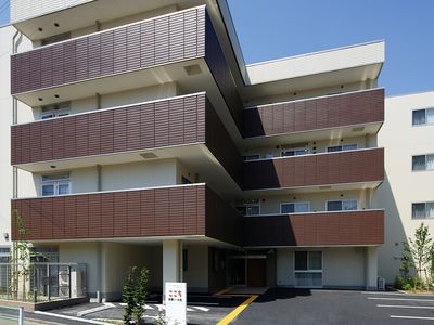 モダンな建物外観