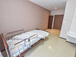 清潔感ある広々居室