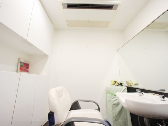 理美容室の清潔な空間