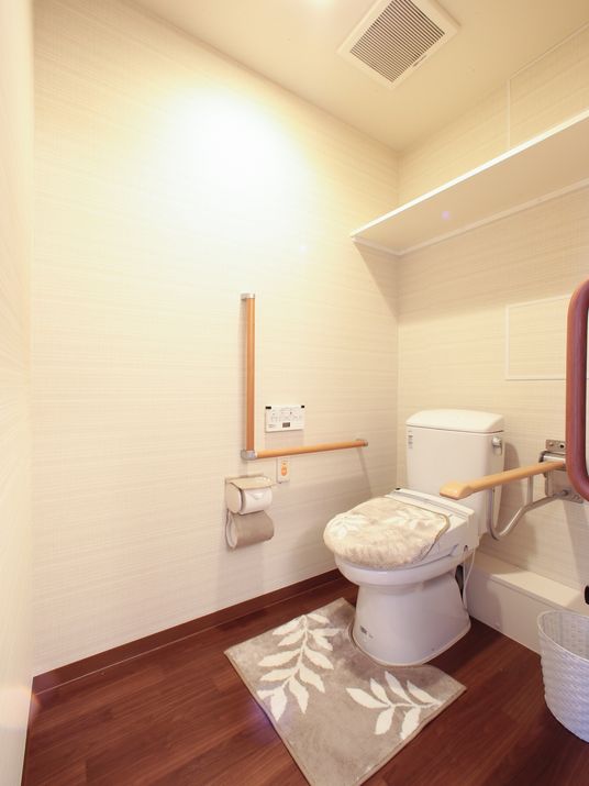 バリアフリーのトイレ設備