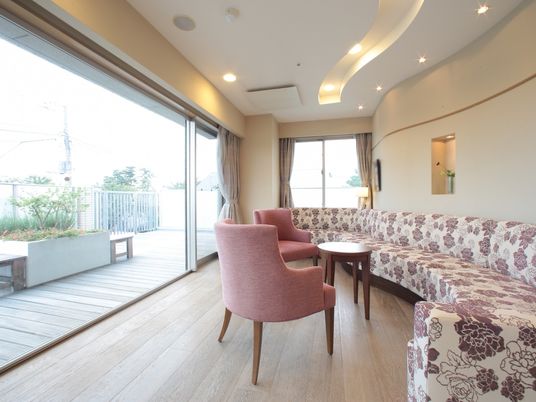 居心地の良いラウンジの空間