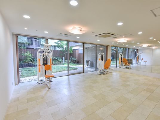 明るい機能訓練室