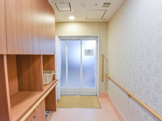 廊下の片引き戸