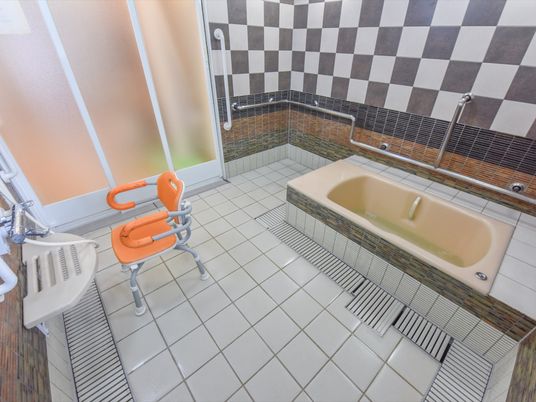 バリアフリー浴室設備