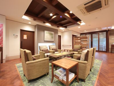 ゆったりした共有ラウンジ