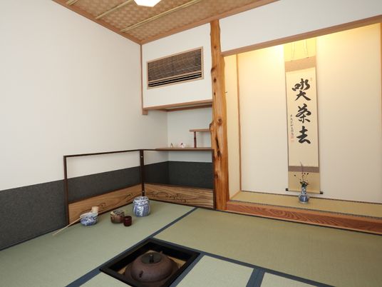 和風の落ち着いた居室
