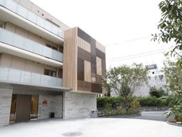 現代的な建築の外観