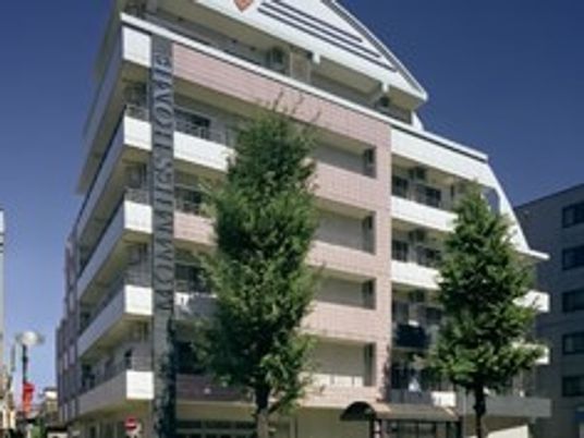都市型施設の外観