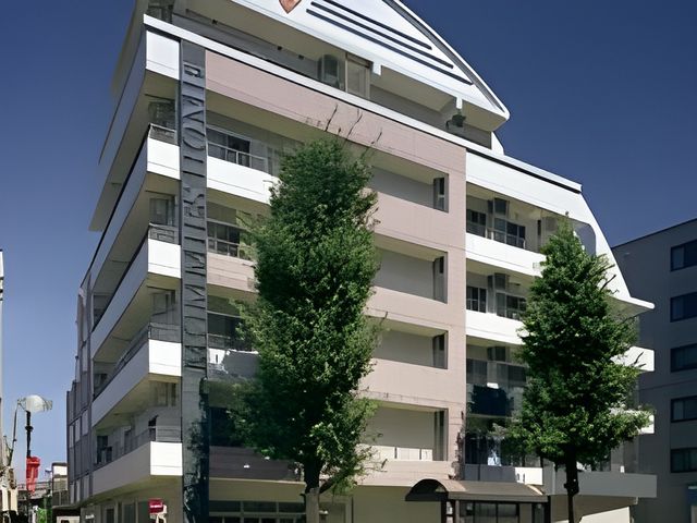 都市型施設の外観 外観 都市の景観に溶け込む施設外観です。快適な職場環境があなたを待っています。