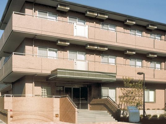 整った外観の建物