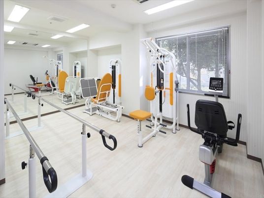 明るいトレーニング室