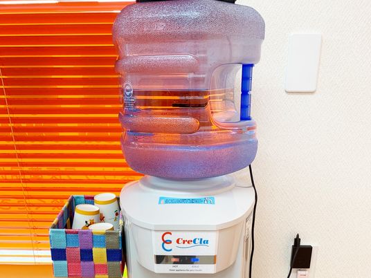 給水機のある休憩スペース  