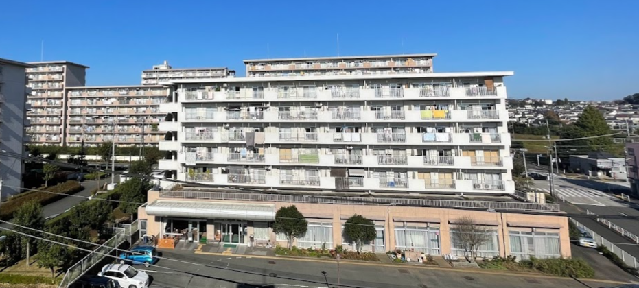 八王子市高齢者在宅サービスセンター長房の外観