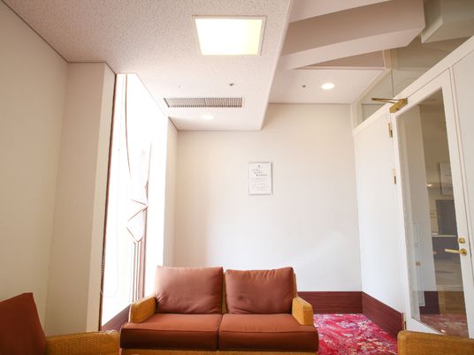 待合スペースの角部屋