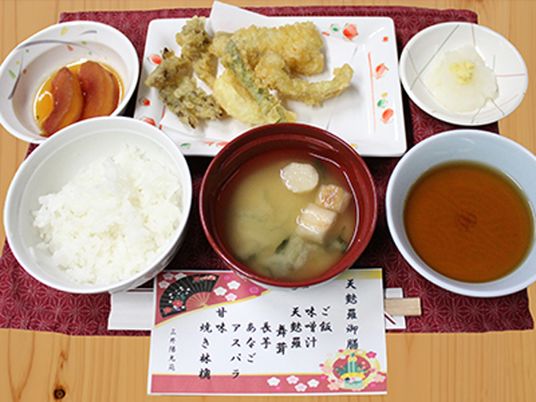 美味しそうな料理