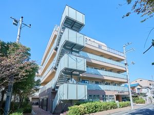 外観の見える建物外観  