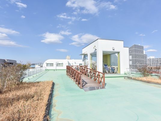 中庭の心地よい風景
