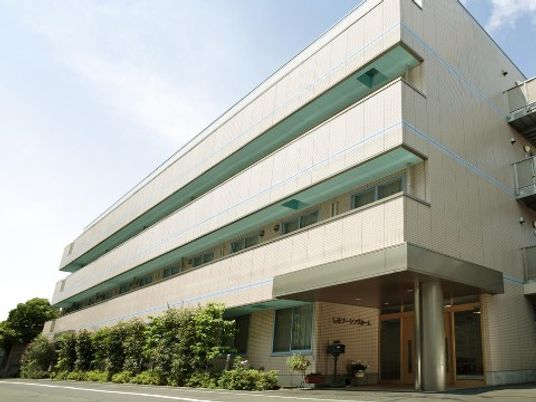清潔感ある施設の外観