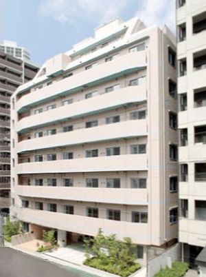 多階層の明るい建物