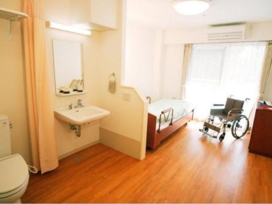 明るい広々居室