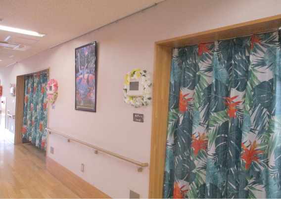 カラフルな廊下