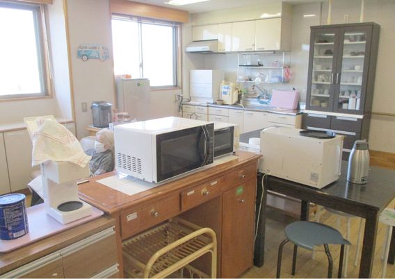 明るいキッチン