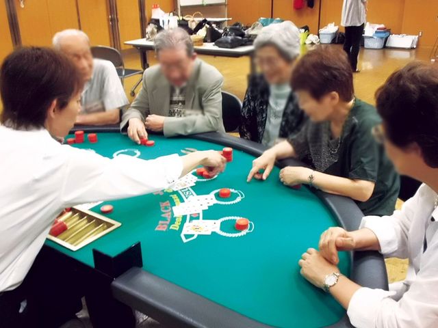 楽しいゲーム時間の場 多目的室 住民の方々が集まり、和やかにゲームを楽しむスペースになっております。参与することで楽しいひとときを過ごせます。
