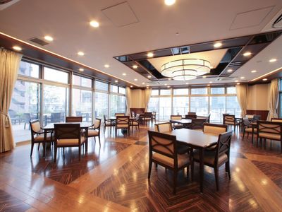 明るいダイニングルーム