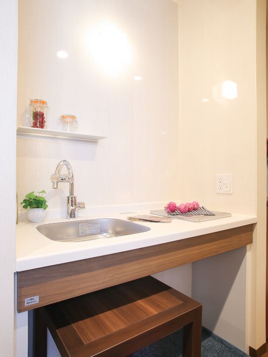 清潔な洗面台の様子