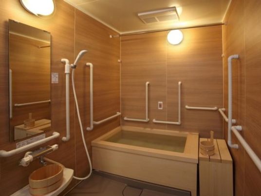 バリアフリーの浴室