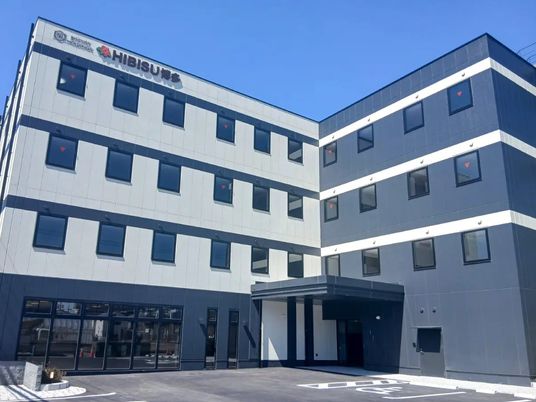 外観の建物正面  