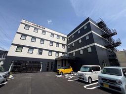 モダンな建物の外観