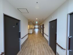 広々とした廊下