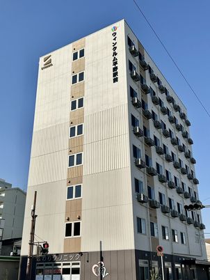 高層の外観