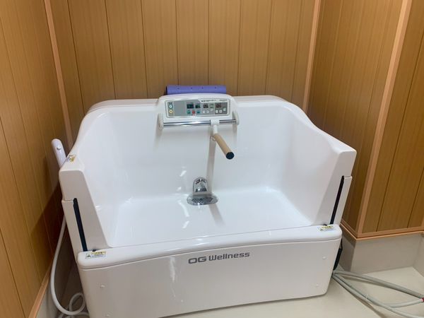 設備の整った浴室