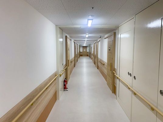 明るい廊下