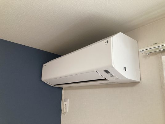 部屋のエアコン