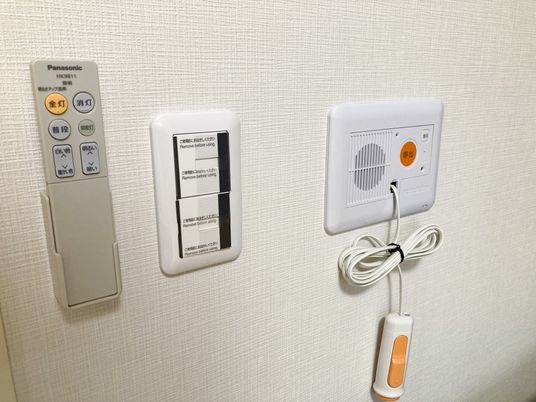 設備の壁面
