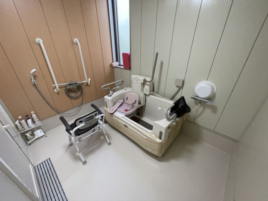 機能的な浴室