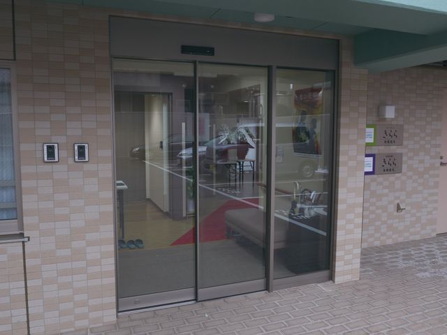 自動ドアのエントランス