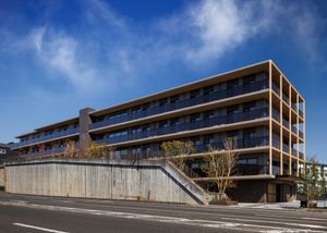 モダンな建物の外観