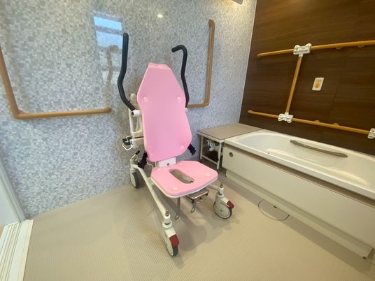 入浴用設備の浴室
