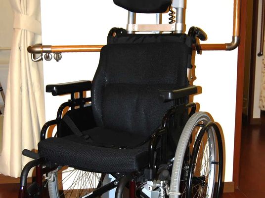 車椅子が置かれた居室  