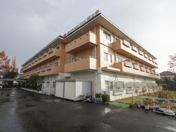 多階層建物の外観