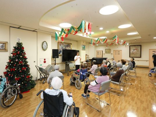 イベント風の多目的室